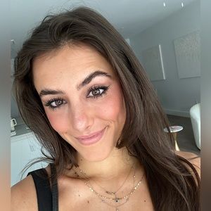 Meet your Posher, Dae